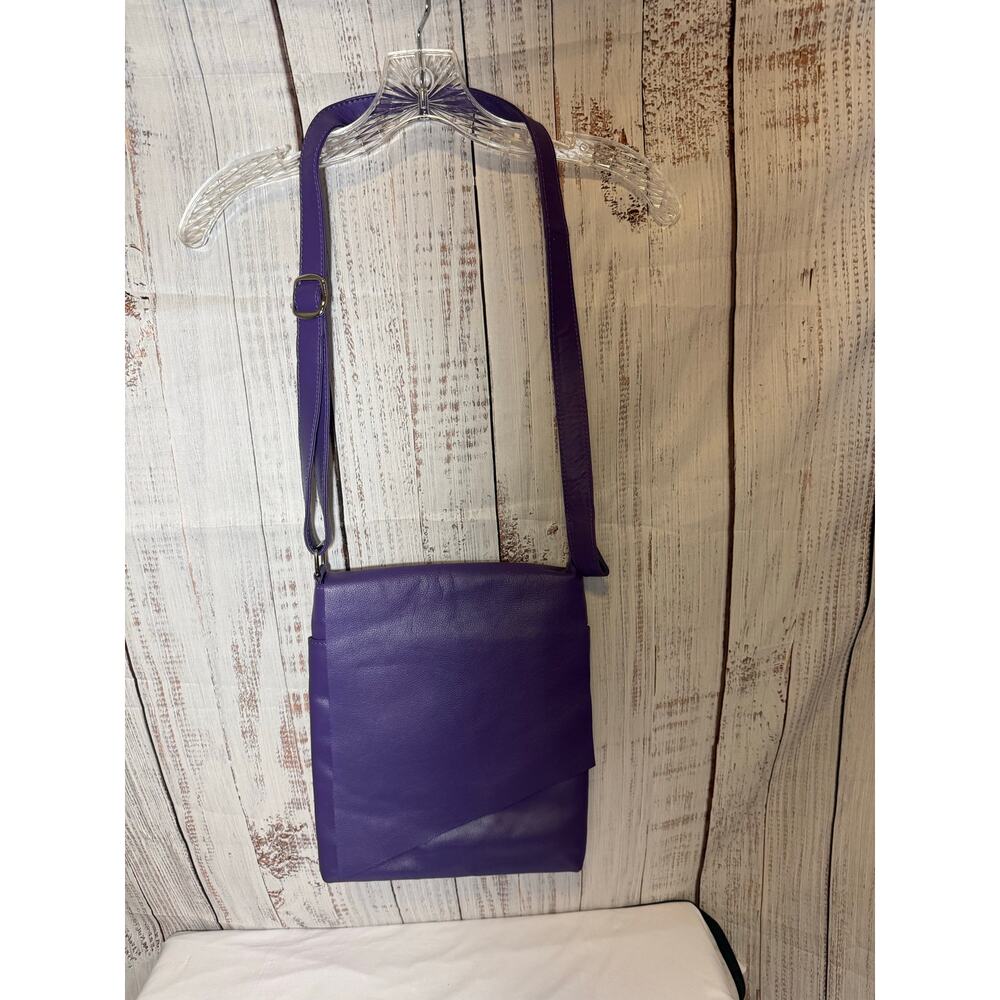 ili New York Purple Genuine Leather Crossbody Bag Adjustable Strap